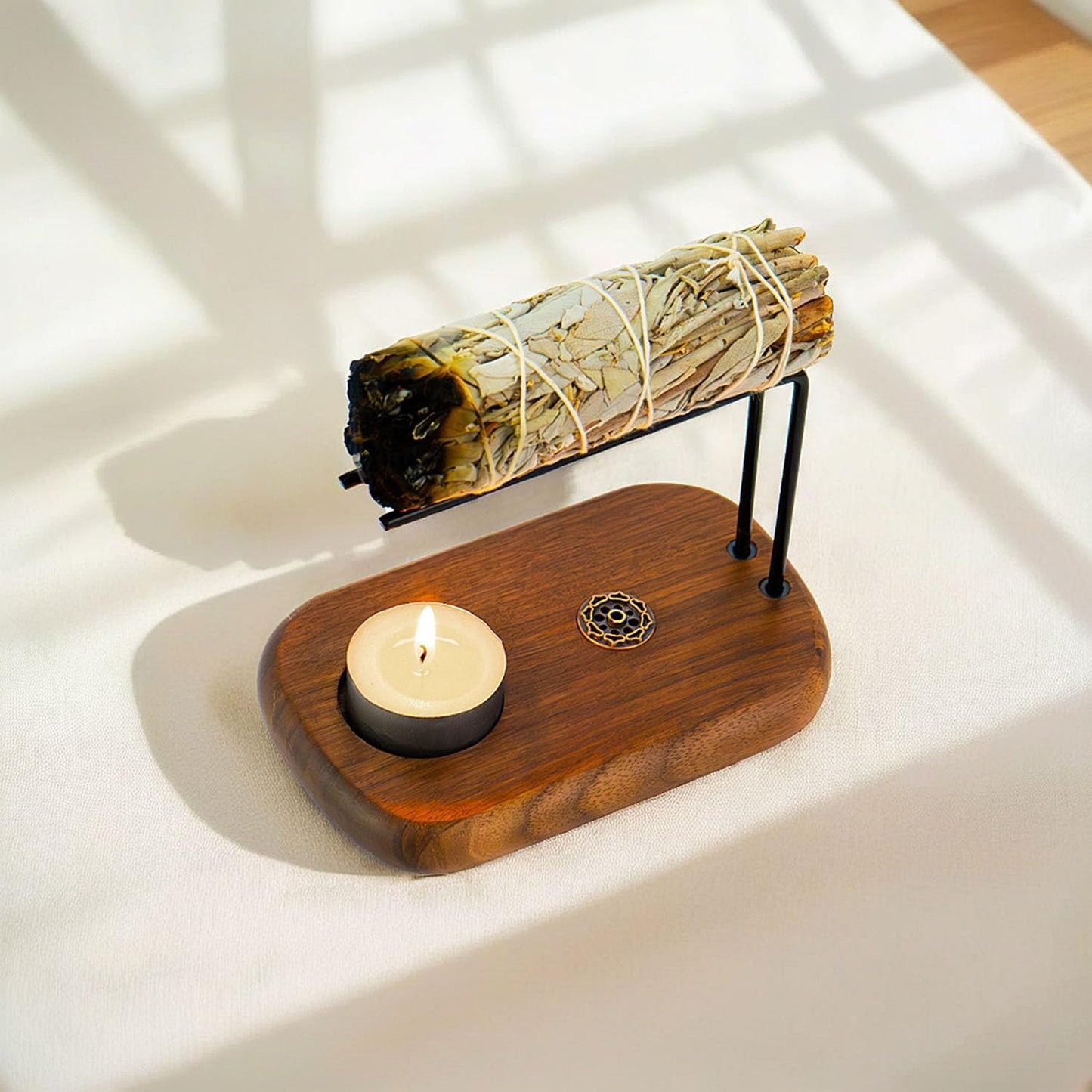 Palo Santo & Sage Holder – Timeless Walnut Harmony